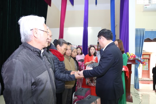 Nghệ An: 27 ngàn người có công được nhận hỗ trợ đợt 1 từ gói an sinh xã hội 