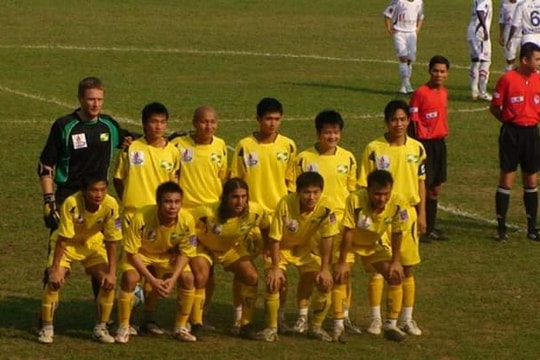 Cựu trung vệ Cao Xuân Thắng: 'Đóa hoa nở muộn' của bóng đá xứ Nghệ