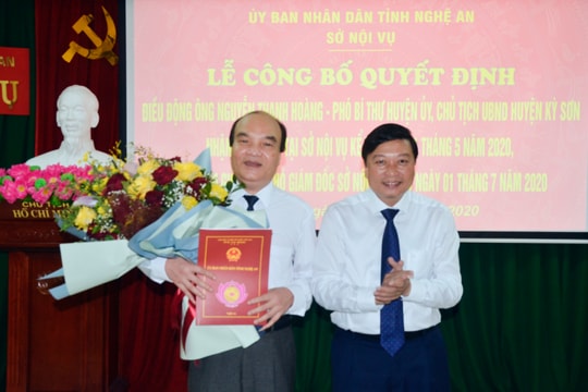 Sở Nội vụ Nghệ An công bố quyết định về công tác cán bộ
