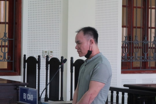 Gã thợ hồ 'nhón' tiền bán lợn của vợ mua hàng cân ma túy để bán