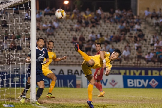 CHÍNH THỨC: VPF tổ chức lại V.League 2020 theo phương án ‘lạ’