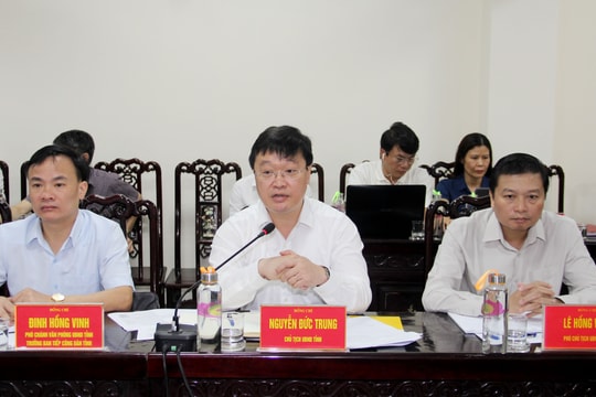 Chủ tịch UBND tỉnh Nguyễn Đức Trung tiếp công dân định kỳ tháng 5