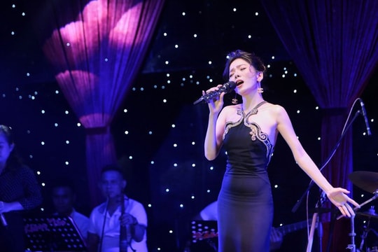 Lệ Quyên gây sốc với thân hình gầy gò