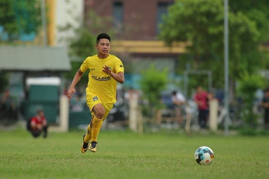 Không ngoại binh và Phan Văn Đức, SLNA chơi với đội hình nào tại Cúp QG? 