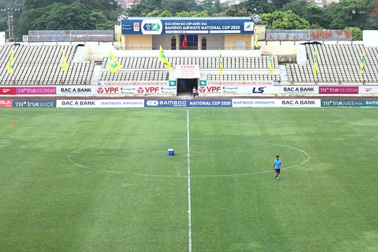 Cận cảnh sân Vinh trước ngày tổ chức trận Sông Lam Nghệ An gặp Bình Định 