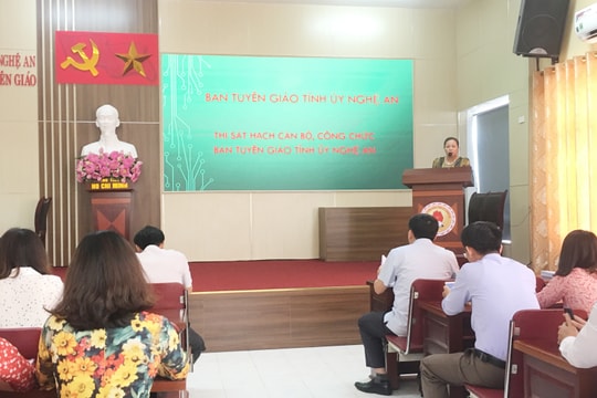 Ban Tuyên giáo Tỉnh ủy tổ chức thi sát hạch cán bộ, công chức