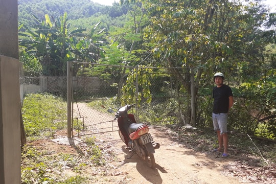 Nghệ An: Ngang nhiên chặn đường để thu phí người dân vào rừng
