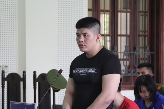 'Gậy ông đập lưng ông' trong vụ án ép con nợ trả tiền