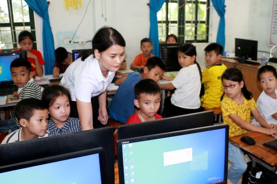 Nghệ An gần 600 người đủ điều kiện tuyển dụng giáo viên đặc cách