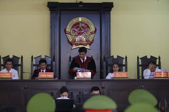 Cựu Phó Giám đốc Sở Giáo dục và Đào tạo nhận 9 năm tù