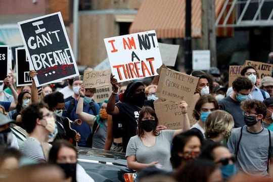 Các cuộc biểu tình lan rộng tại nước Mỹ, hàng trăm người bị bắt giữ