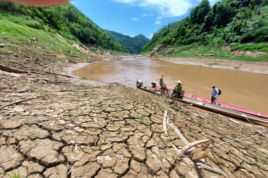 Nắng hạn kéo dài, thượng nguồn Nậm Nơn kiệt nước