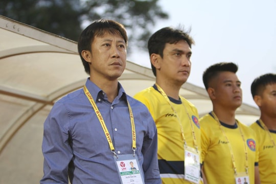 Thử thách nào đang chờ đợi HLV Thành Công ở đội bóng xứ Thanh?