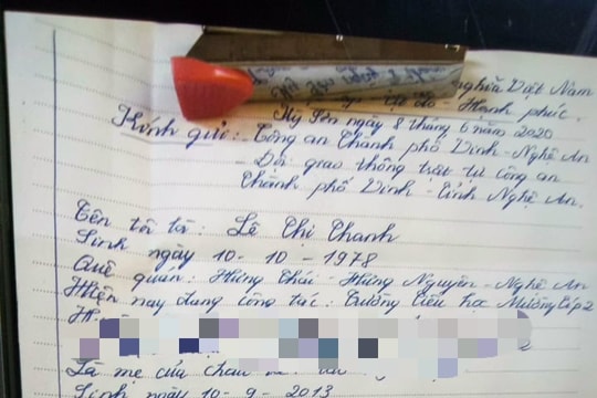 Mẹ cháu bé 6 tuổi một mình bắt xe buýt từ Tân Kỳ xuống TP. Vinh gửi thư cảm ơn CSGT