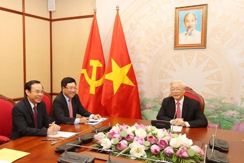 Tổng Bí thư, Chủ tịch nước Nguyễn Phú Trọng điện đàm với Tổng thống Nga Putin