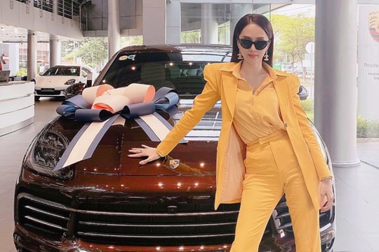 Hoa hậu Hương Giang mua xế hộp hạng sang gần 5 tỷ đồng