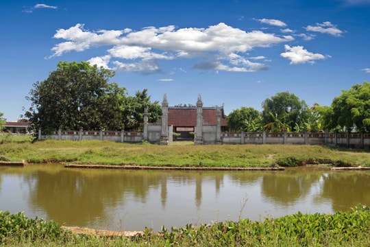 Độc đáo nghệ thuật điêu khắc của ngôi đình cổ gần 500 tuổi