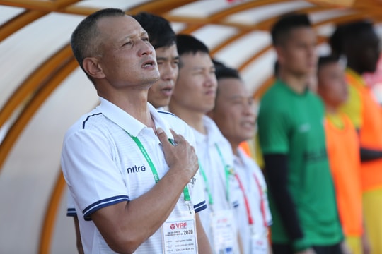 HLV Quang Trường tiếc nuối vì SLNA chưa làm vui lòng khán giả xứ Nghệ