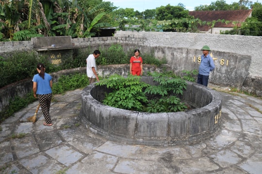 Độc đáo giếng làng ghép đá ở quê lúa