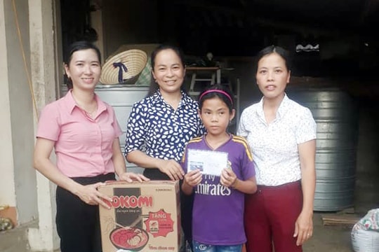 Cô bé mồ côi ở Nghệ An cần giúp đỡ để tiếp tục con đường học tập