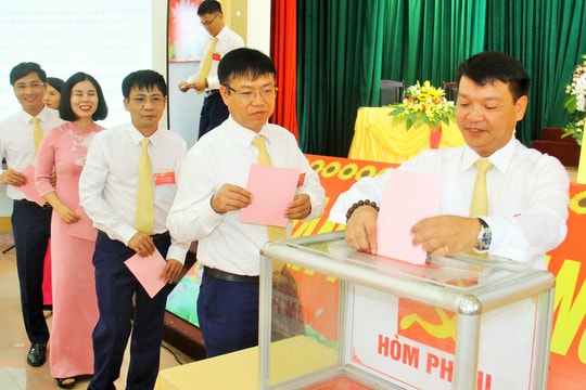 Đại hội Đảng bộ Công ty CP Xi măng Hoàng Mai, nhiệm kỳ 2020 - 2025