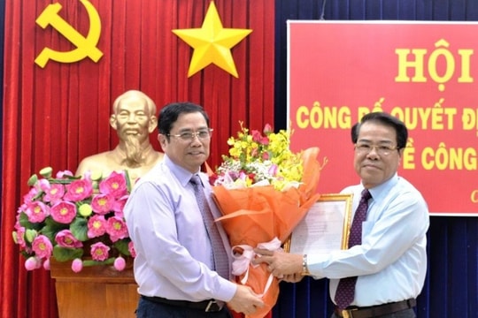 Bộ Chính trị chỉ định, chuẩn y nhân sự mới