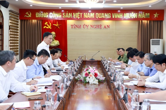 Đoàn công tác Bộ Ngoại giao làm việc với lãnh đạo tỉnh Nghệ An