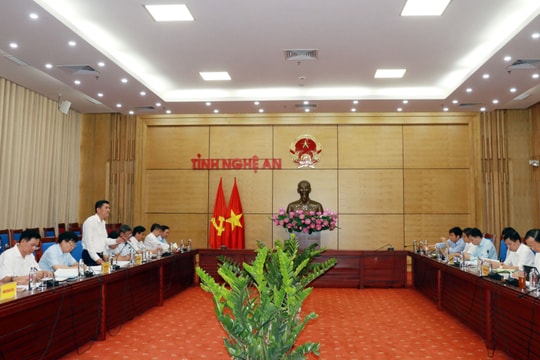 Bộ GD& ĐT kiểm tra công tác chuẩn bị Kỳ thi tốt nghiệp THPT và chương trình giáo dục phổ thông mới 