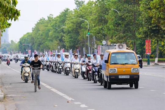 Ngành BHXH: Vượt khó khăn, thực hiện hiệu quả nhiệm vụ ‘kép’
