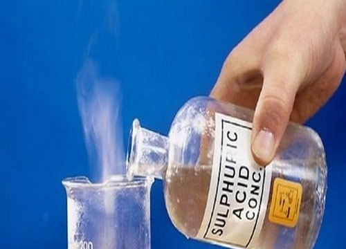 Thủ đoạn tàn độc, tạt axit cướp tài sản của nữ quái 9X