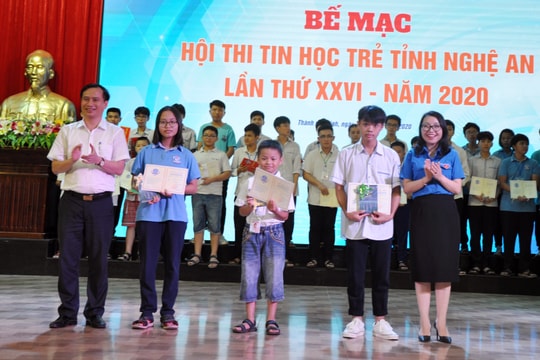 Trao 53 giải cho các thí sinh tại Hội thi Tin học trẻ tỉnh Nghệ An năm 2020