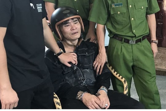 Bắt Toàn 'Tương' - kẻ cho vay nặng lãi núp bóng công ty thuê xe tự lái ở thành phố Vinh.