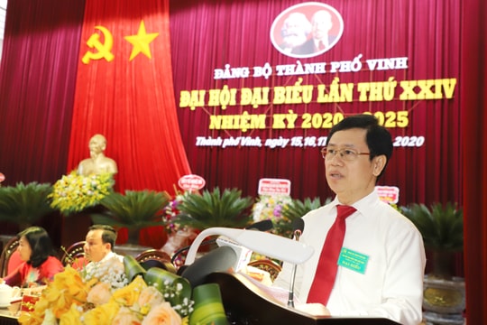 Đồng chí Nguyễn Xuân Sơn nêu 6 nhiệm vụ quan trọng để phát triển thành phố Vinh văn minh, hiện đại