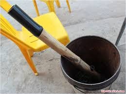 Chuyện phiếm nghịch tai, dùng điếu cày đánh chết ‘bạn nhậu’ 