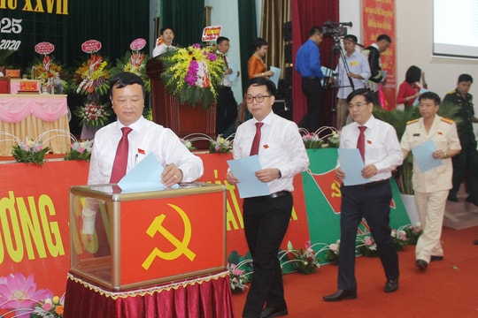 Danh sách Ban Chấp hành Đảng bộ, Ban Thường vụ Huyện ủy Tương Dương nhiệm kỳ 2020 - 2025