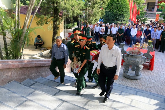 Huyện Tương Dương đón, an táng hài cốt liệt sỹ hy sinh ở biên giới Tây Nam 