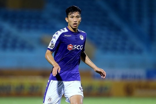 Hé lộ vị trí của Văn Hậu sau khi về Hà Nội FC; Malaysia phá sản kế hoạch trước trận gặp Việt Nam