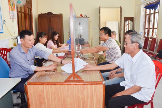 HĐND tỉnh Nghệ An thông qua Nghị quyết về chính sách hỗ trợ cán bộ, công chức cấp xã dôi dư 