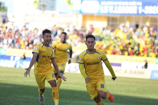 SLNA: Felipe Martins đến, ai sẽ phải 'hy sinh'?