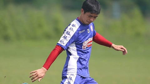 ‘Ngất xỉu’ với giá vé xem Công Phượng so giày cùng Quang Hải; ‘Siêu dự bị’ cứu thua cho Viettel