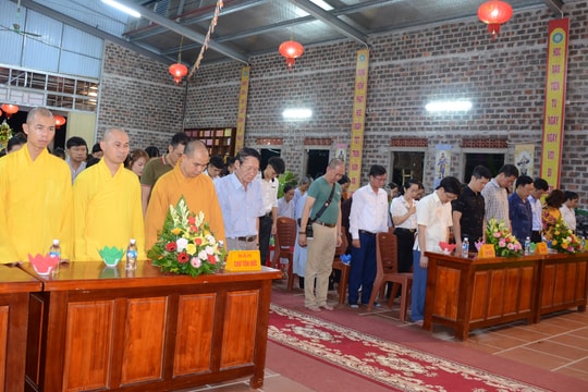 Đại lễ cầu siêu tưởng niệm các nhà báo liệt sỹ tổ chức ở Nghệ An