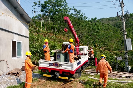 Nghệ An: Nắng nóng kéo dài, sản lượng điện tiêu thụ tăng kỷ lục