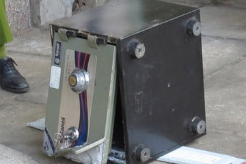 Lẻn vào chung cư cao cấp, phá két sắt, trộm tiền tỷ 