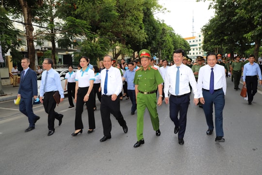 Đồng chí Trương Hòa Bình dự lễ mít tinh ‘Ngày toàn dân phòng, chống mua bán người 30/7’
