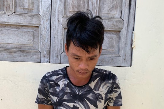 Con nghiện lâu năm dắt lưng 900 viên ma túy tổng hợp bán kiếm lời