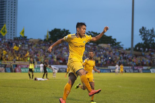 Cựu tiền vệ SLNA Ngô Xuân Toàn: 'Cỗ máy đa năng' của CLB Sài Gòn