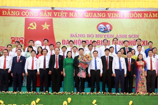 Phiên khai mạc Đại hội đại biểu Đảng bộ huyện Anh Sơn lần thứ XXI, nhiệm kỳ 2020 - 2025