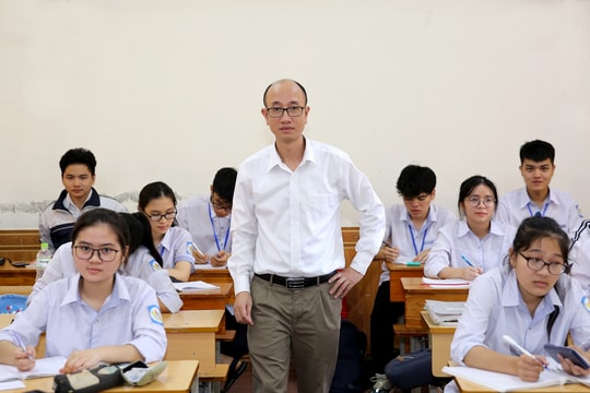 Giáo viên ở Nghệ An bày tỏ 'hài lòng' với  đề thi môn Tổ hợp 