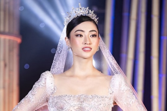 Lương Thùy Linh được BTC Hoa hậu Thế giới hết lời khen ngợi vì hành động đẹp giữa dịch Covid-19