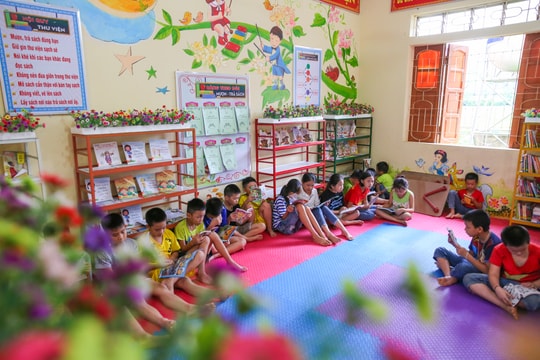 Học sinh miền núi Nghệ An 'trốn' Covid trong những thư viện sách